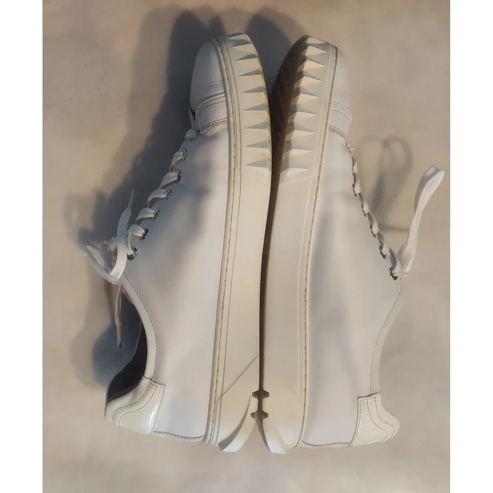 Salvatore Ferragamo very good